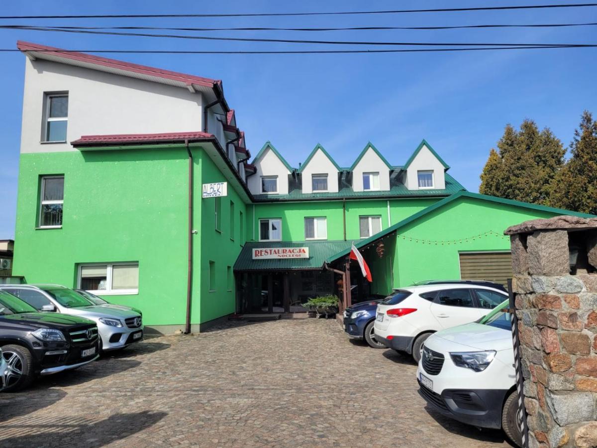 Albert Turystyczne Uslugi Hotelarskie Varsóvia Exterior foto