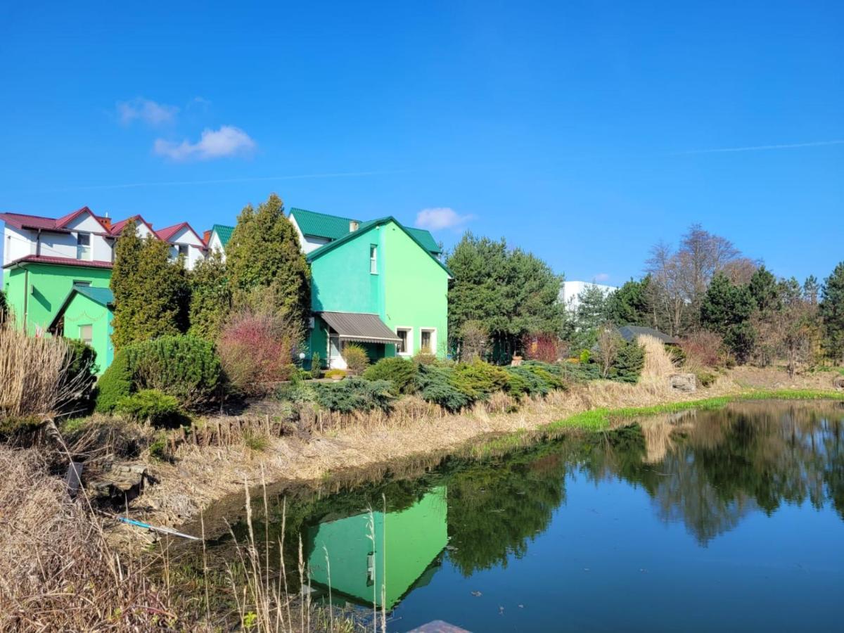 Albert Turystyczne Uslugi Hotelarskie Varsóvia Exterior foto